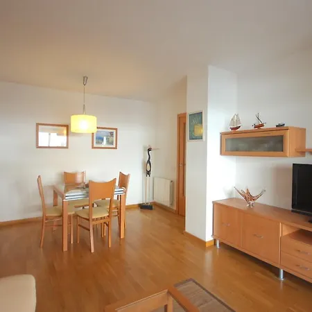 Lets Holidays Cozy Pool *