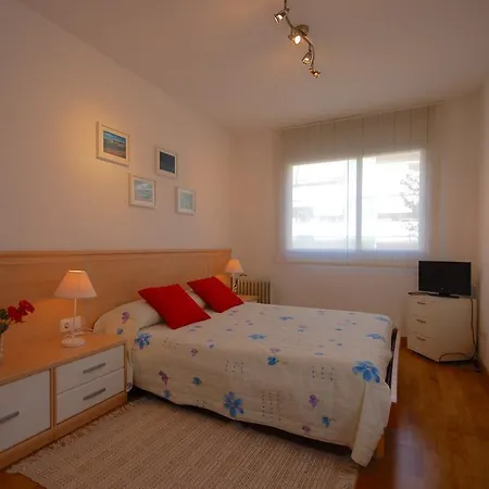 Apartamento Lets Holidays Cozy Pool Tossa de Mar