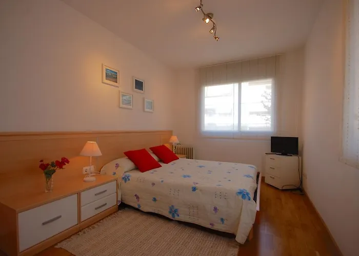 Apartamento Lets Holidays Cozy Pool Tossa de Mar