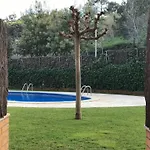 Lets Holidays Cozy Pool