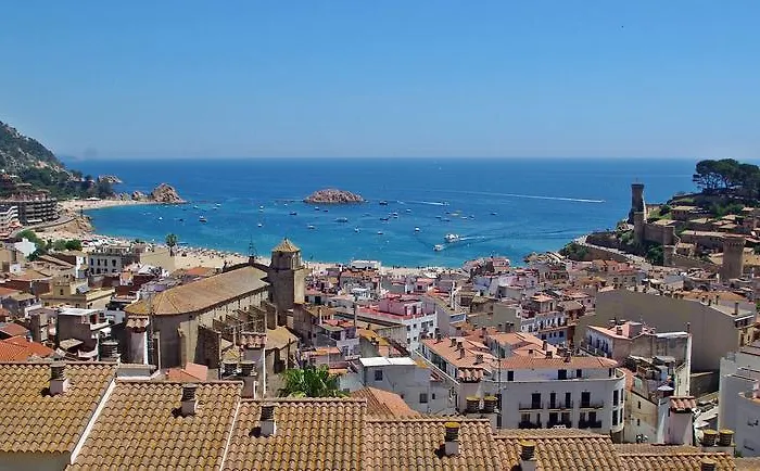 Lets Holidays Cozy Pool Appartamento *